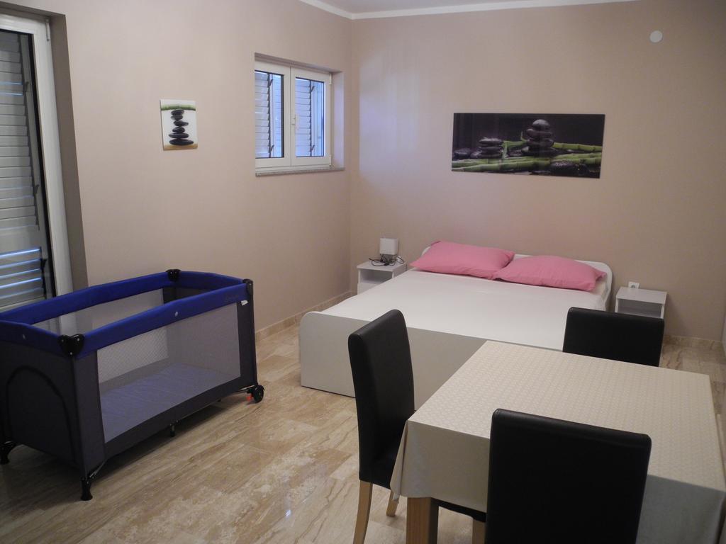 Apartmani Karla Zablaće Extérieur photo